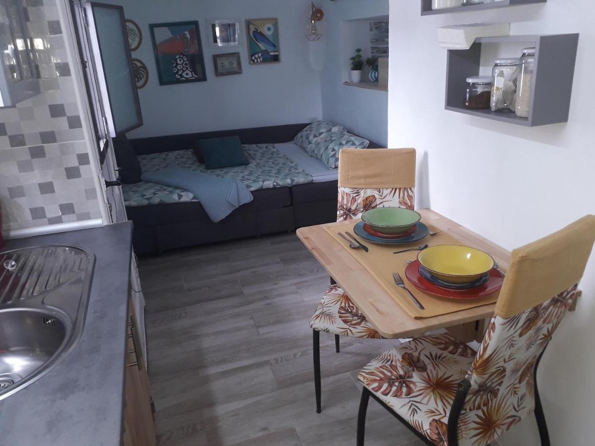 Apartamento Trini La Jaca Eksteriør bilde