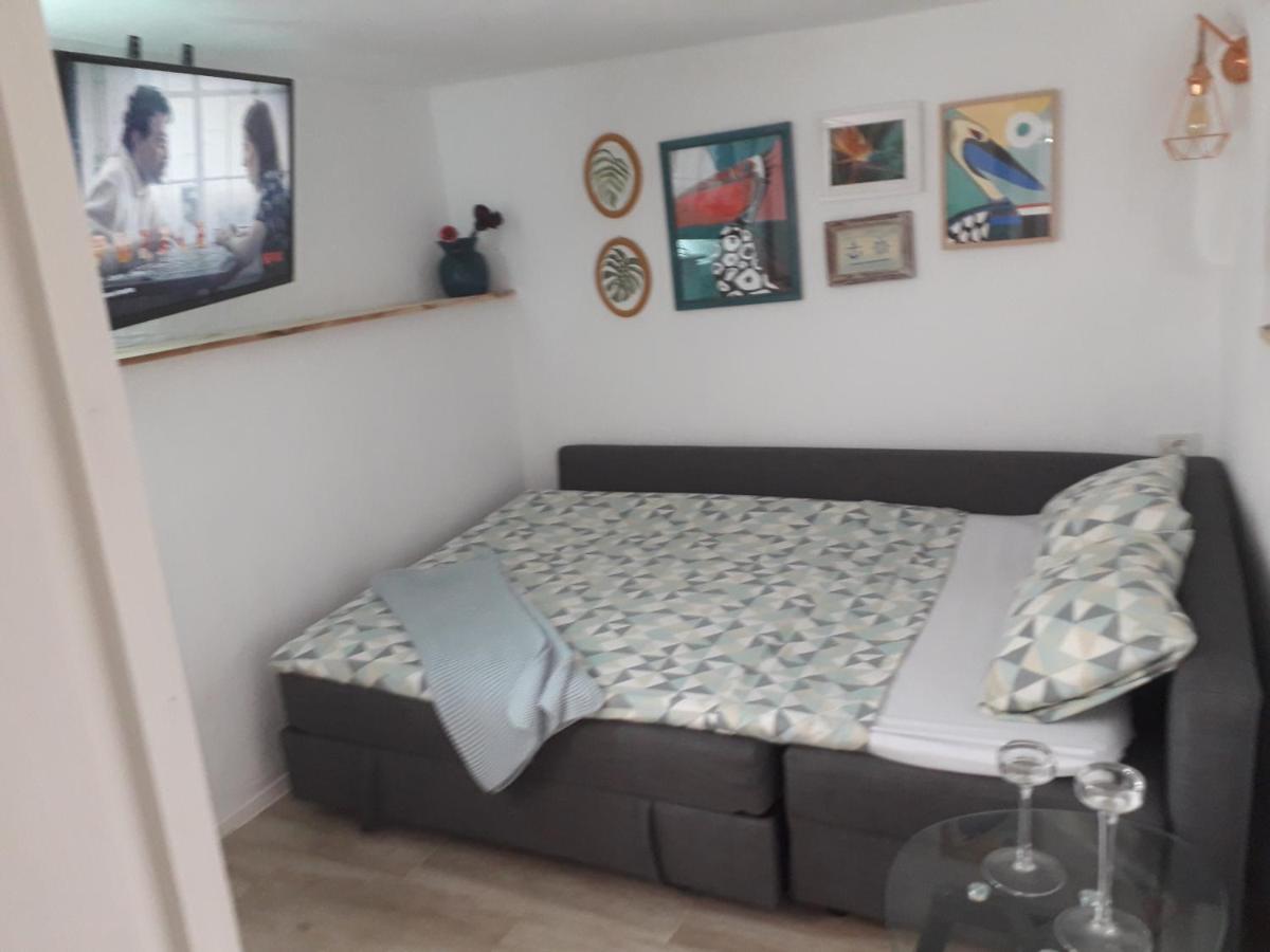 Apartamento Trini La Jaca Eksteriør bilde